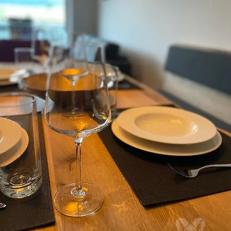 Arietem-apartment - By Mynests Grobming