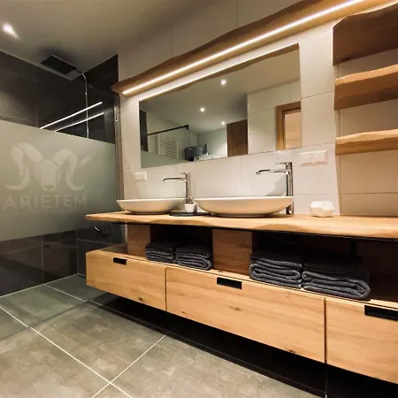 Arietem-apartment - By Mynests * Grobming