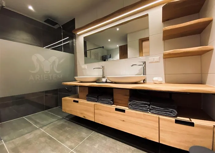 Arietem-apartment - By Mynests * Grobming